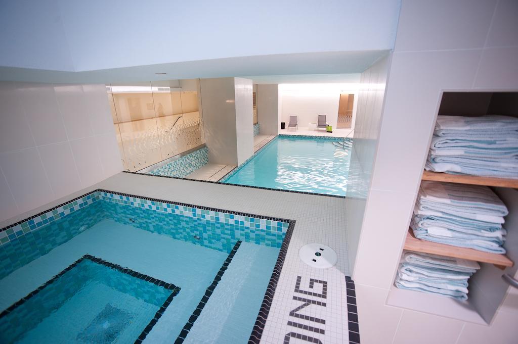 Hotel The Holman Grand 4*